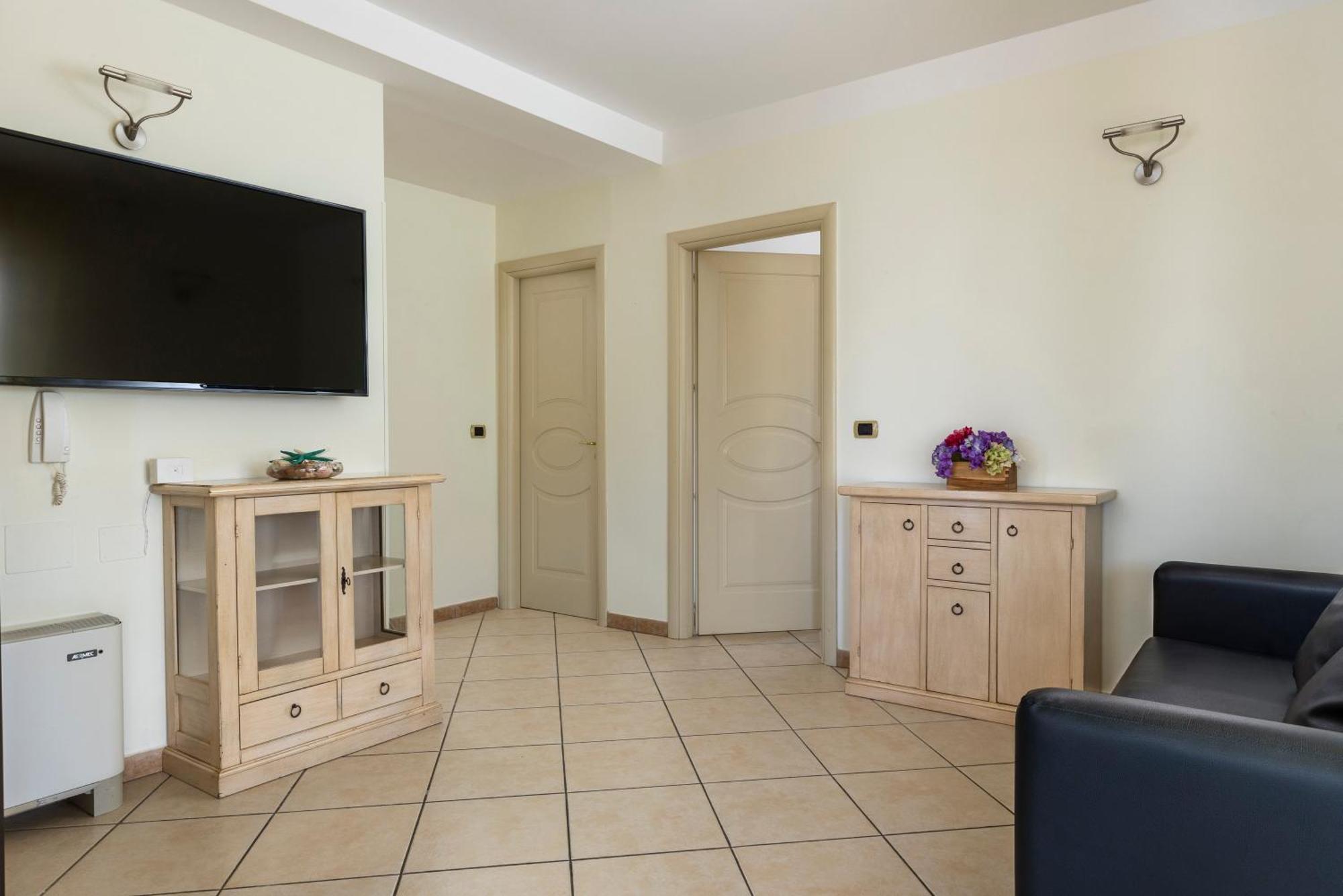 Residence Tre Trilo&Suites Rimini Zewnętrze zdjęcie