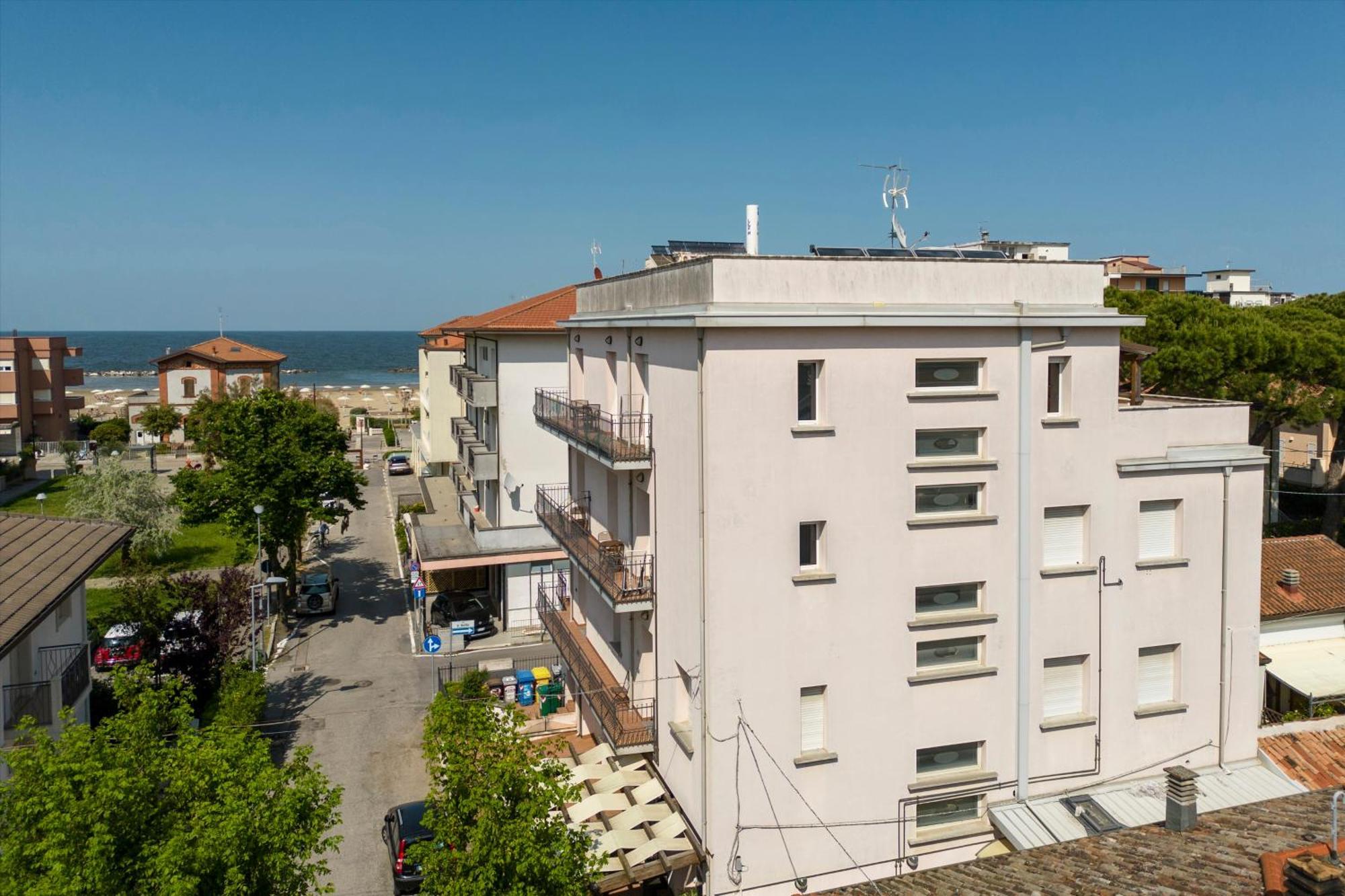 Residence Tre Trilo&Suites Rimini Zewnętrze zdjęcie