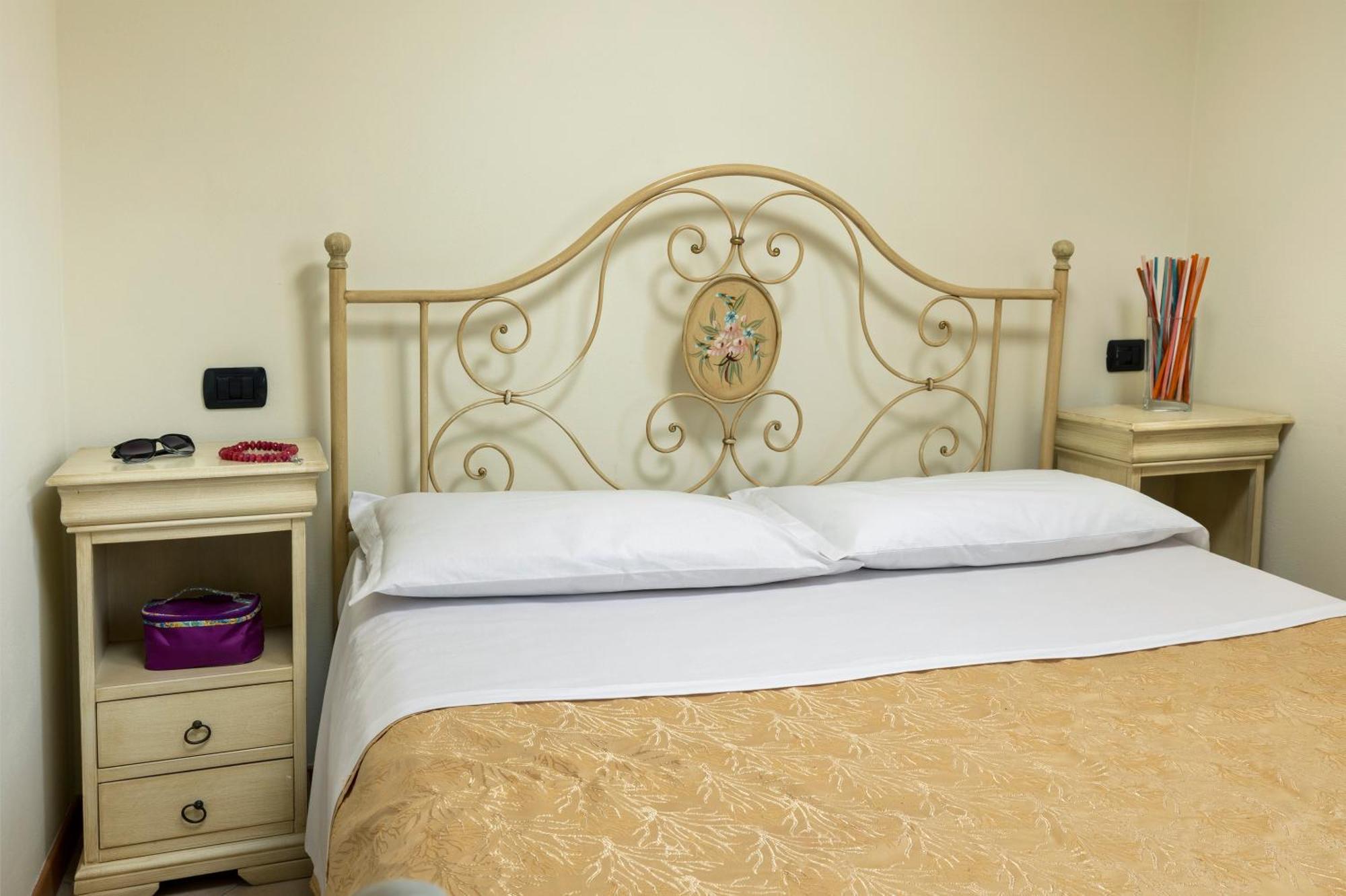 Residence Tre Trilo&Suites Rimini Zewnętrze zdjęcie