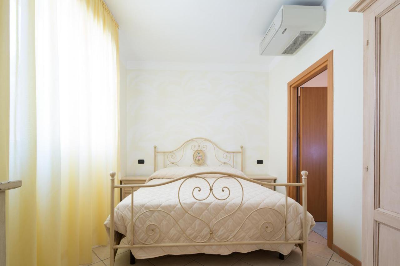 Residence Tre Trilo&Suites Rimini Zewnętrze zdjęcie